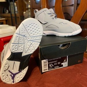 Jordan True Flight